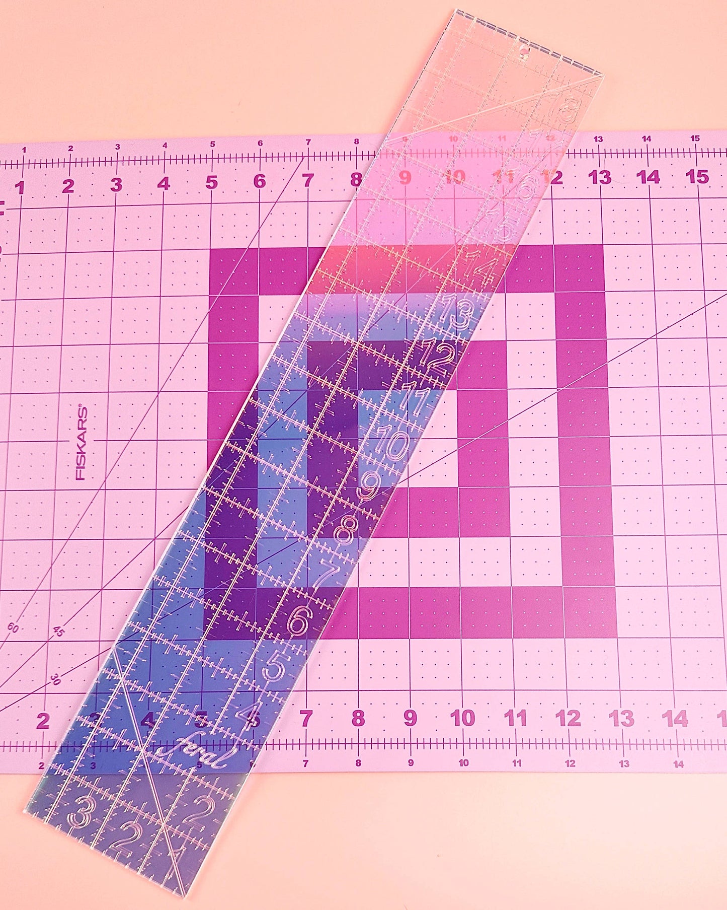Fat Quarter Quilting Ruler : Iridescent