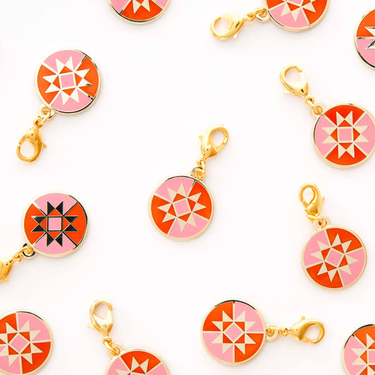 Sewing Machine Removable Zipper Charm: Round Quilt Star