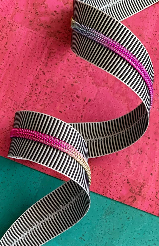 Black Stripe Zipper Tape with Rainbow Teeth