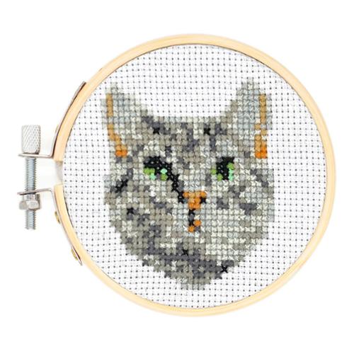 Mini Cross Stitch Cat Kit by Kikkerland