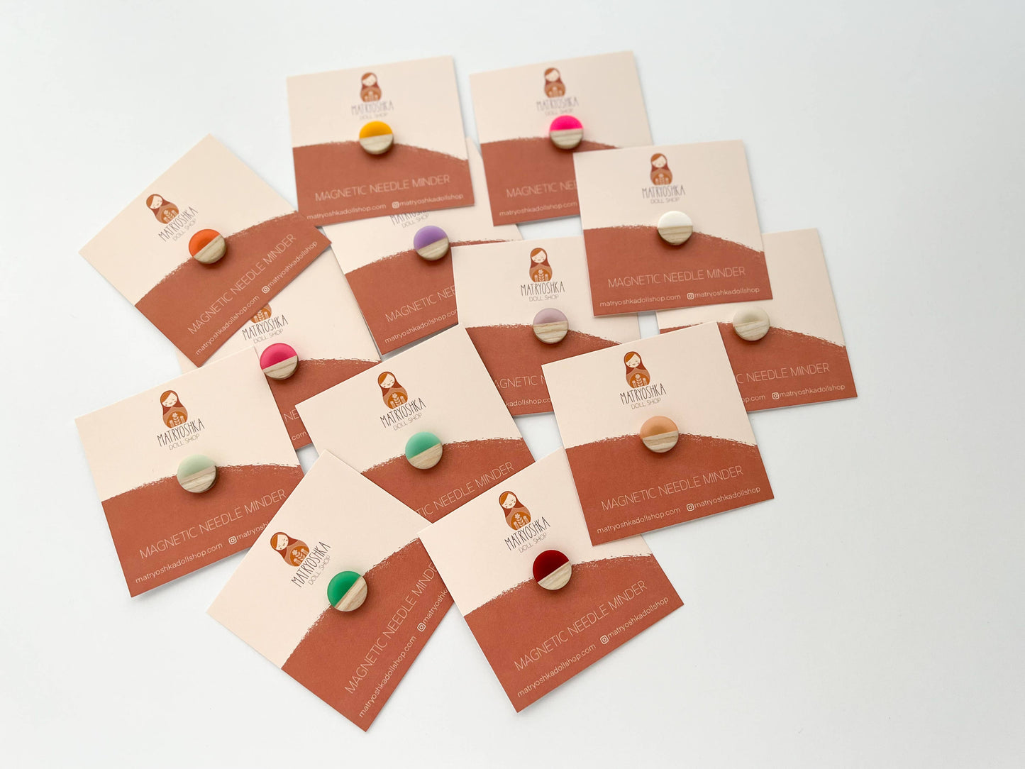 Circle Magnetic Needle Minder: Peach