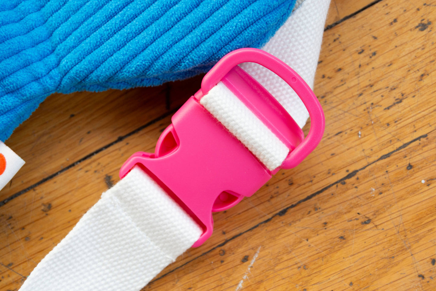 Curlworks: The Fish Bag - 90's Throwback