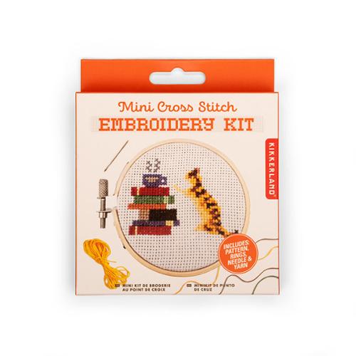 Mini Cross Stitch Cat with books Kit by Kikkerland