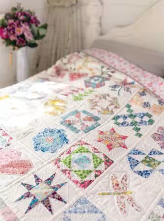 Alice’s Wonderland Sampler Quilt Book