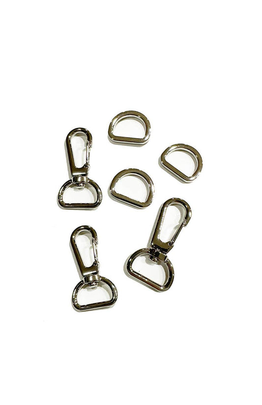 The Quick Zippy Pouch Hardware Kit