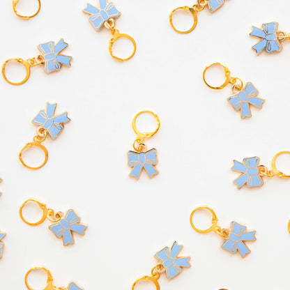 Enamel Stitch Marker / Zipper Charm: Blue Bow