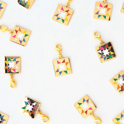 Sewing Machine Removable Zipper Charm: Quilt Star