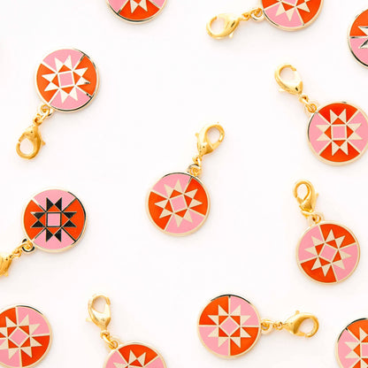 Sewing Machine Removable Zipper Charm: Round Quilt Star
