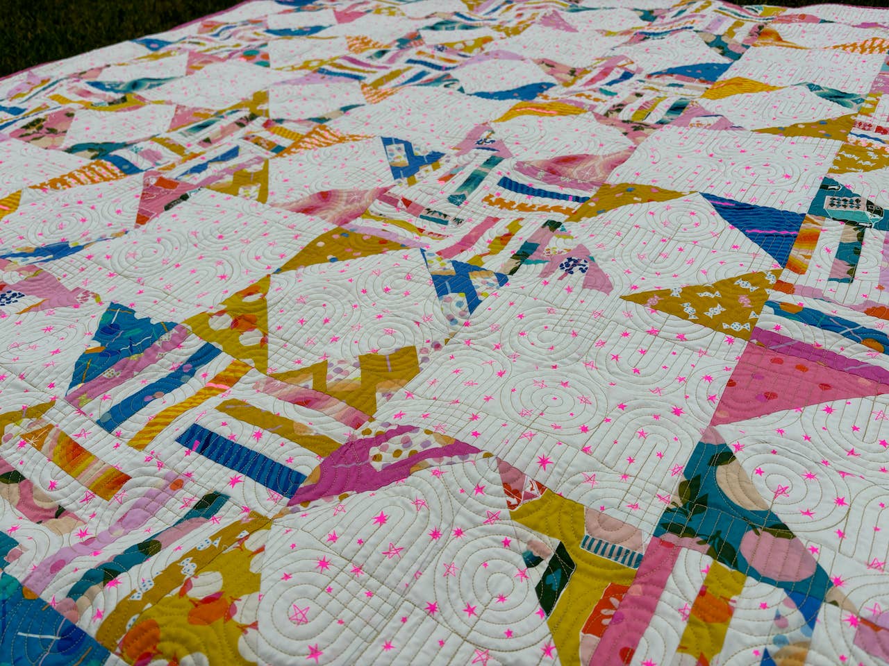 Joyful Sawtooth Stars Quilt Pattern - Printed