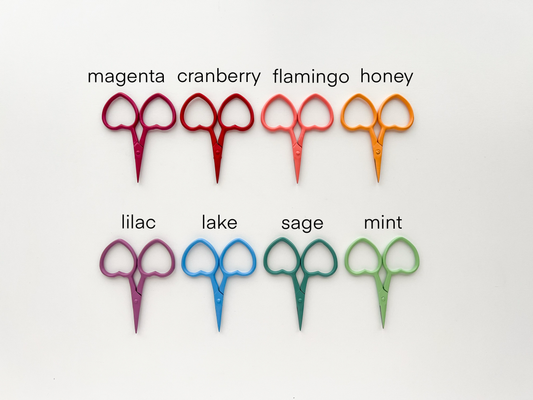 Tiny Heart Scissors – Lilac